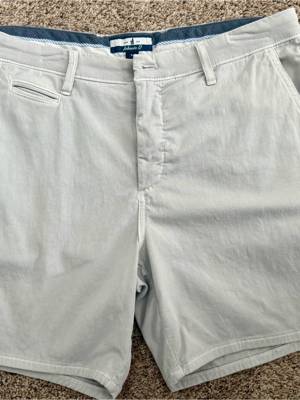 NWOT Johnnie-O Men's Nassau Shorts Sz 34 / 7 in inseam, Chrome Flat Front Shorts